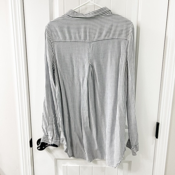 Laju Navy Striped Collared Button Down Floral Embroidery Accent Size Large - Picture 2 of 8